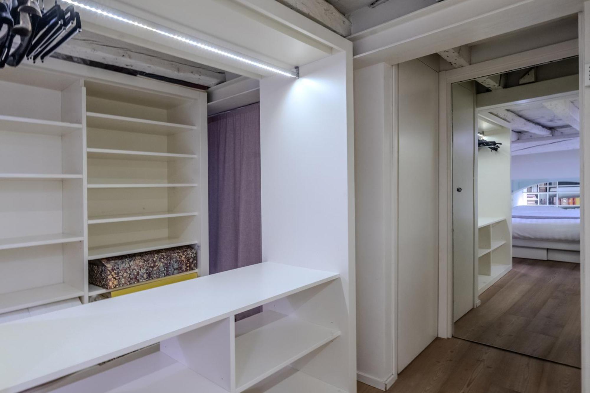 Duomo 8 Min Walk - Sauna Privata, Design & Wi-fi Milano