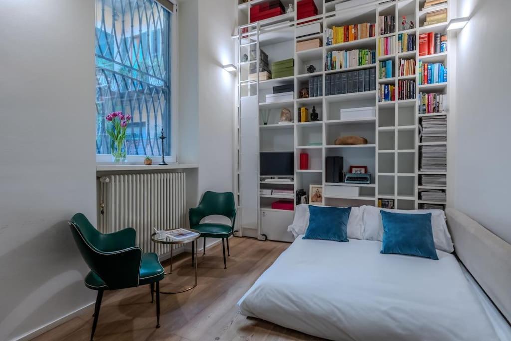 Duomo 8 Min Walk - Sauna Privata, Design & Wi-fi *