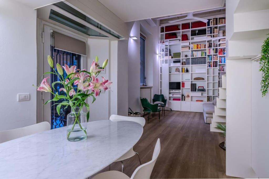 Duomo 8 Min Walk - Sauna Privata, Design & Wi-fi Appartement *